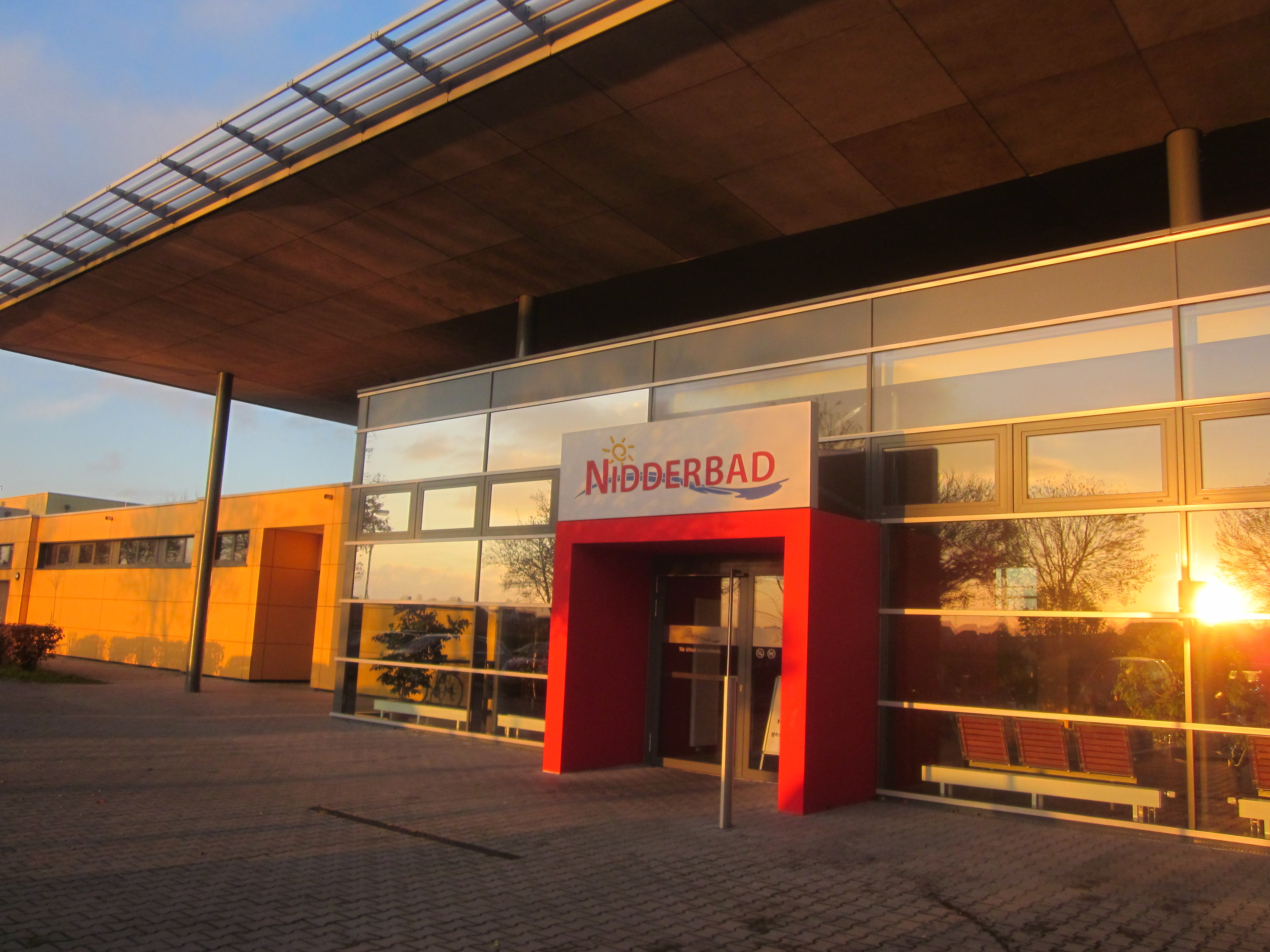 Eingang Nidderbad