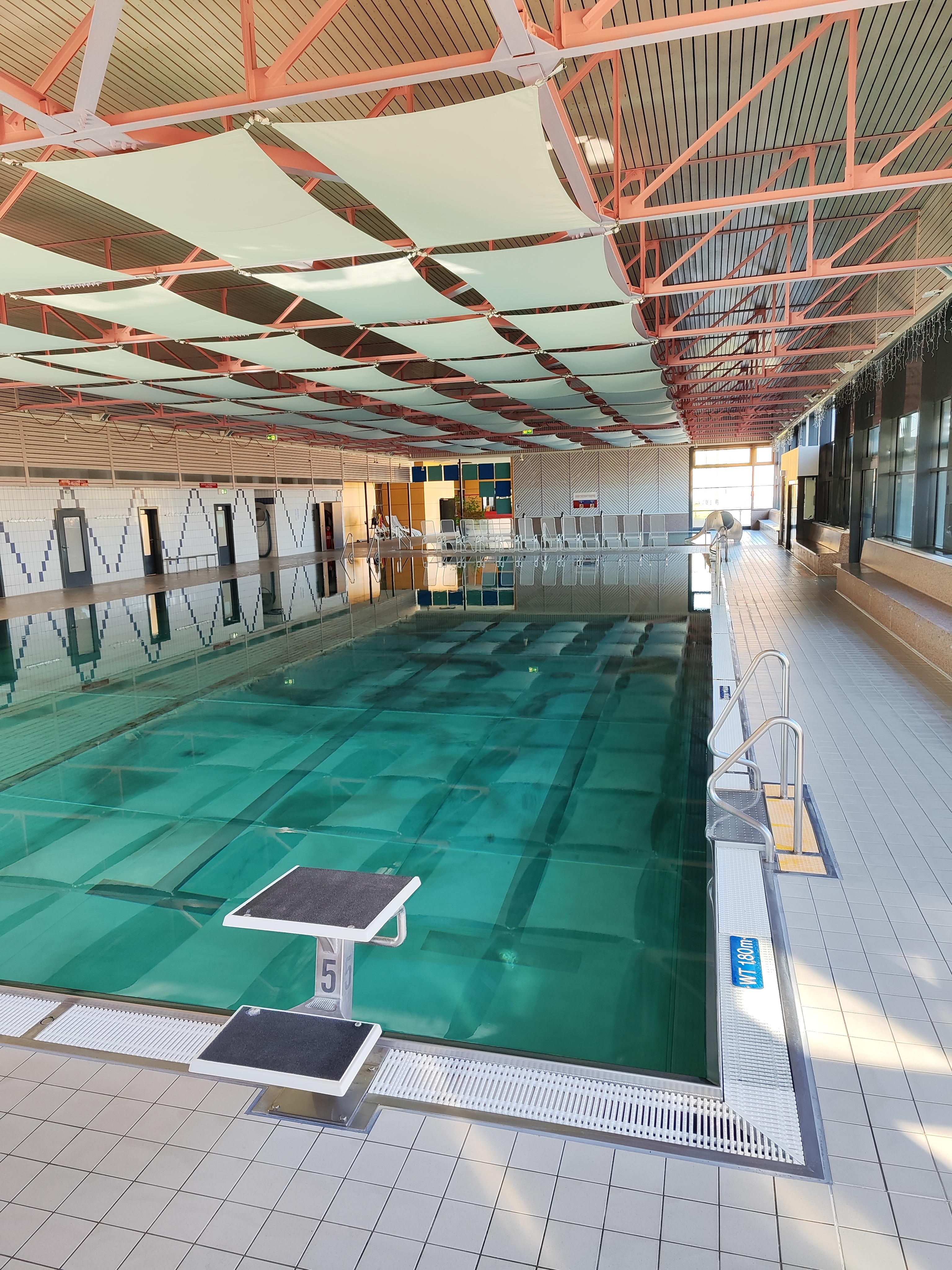 Innenansicht Hallenbad