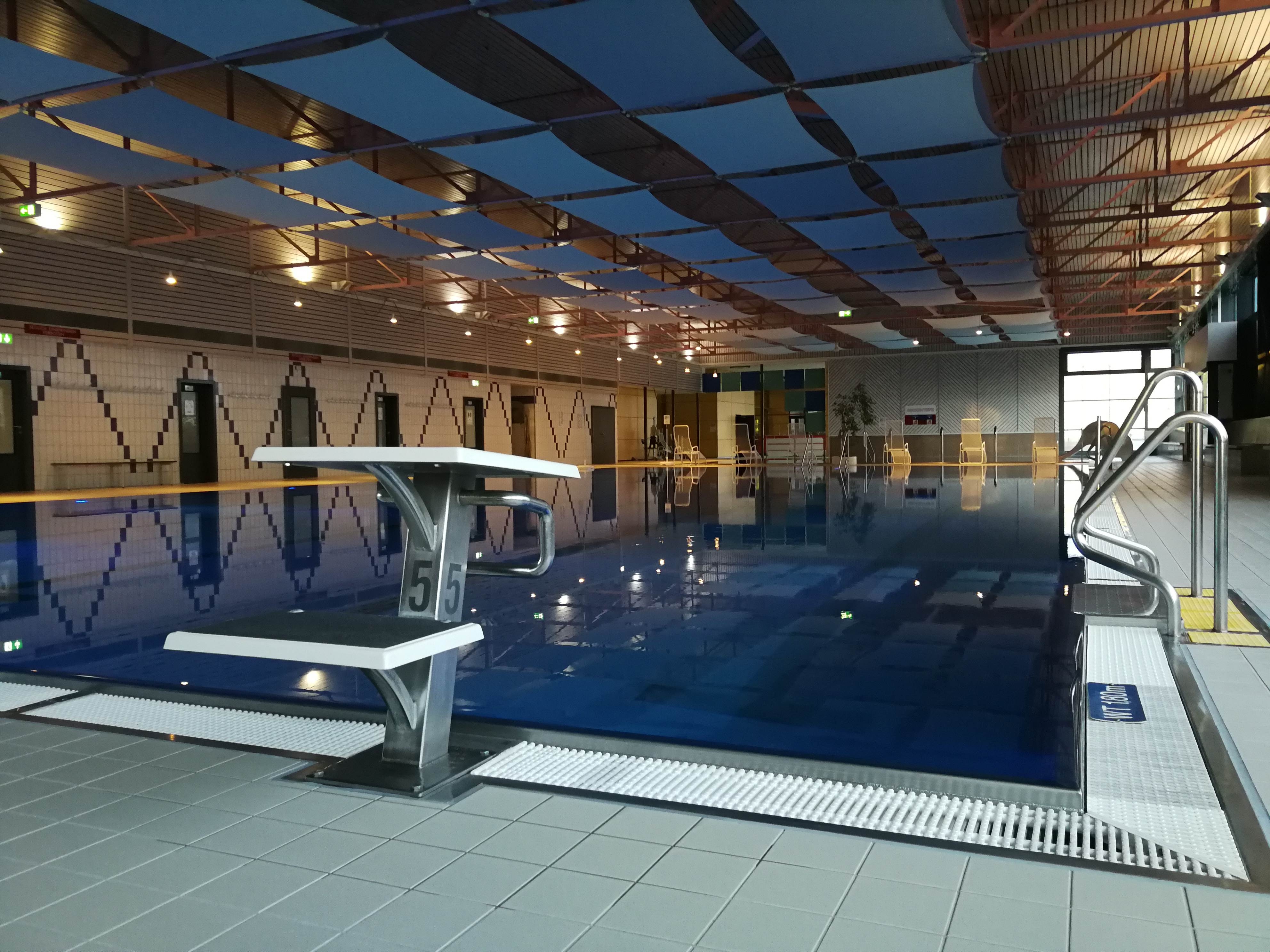 Hallenbad